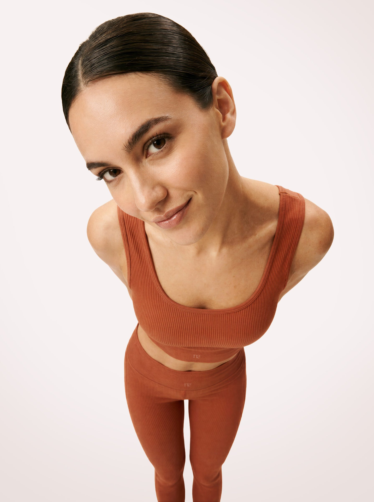 Modelo em conjunto NEWELLA terracota fotografada de cima